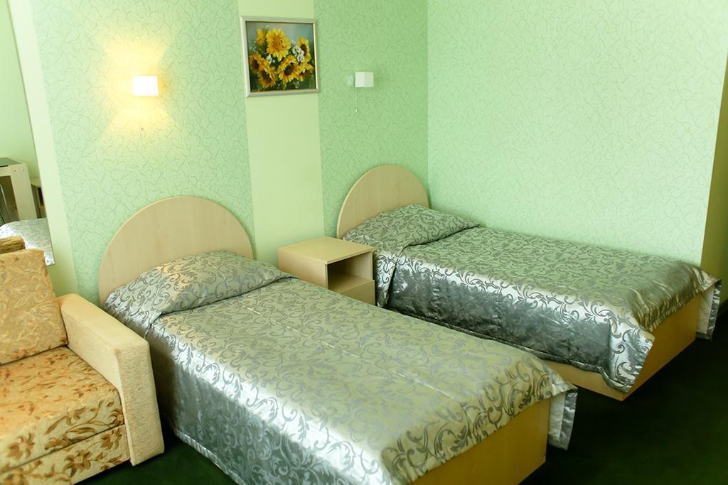 Hotel Dneprovskaya Zhemchugina Zhlobin Zimmer foto