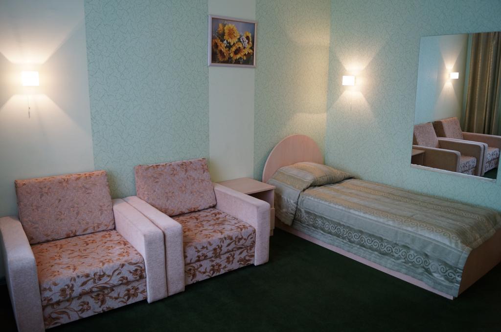 Hotel Dneprovskaya Zhemchugina Zhlobin Zimmer foto